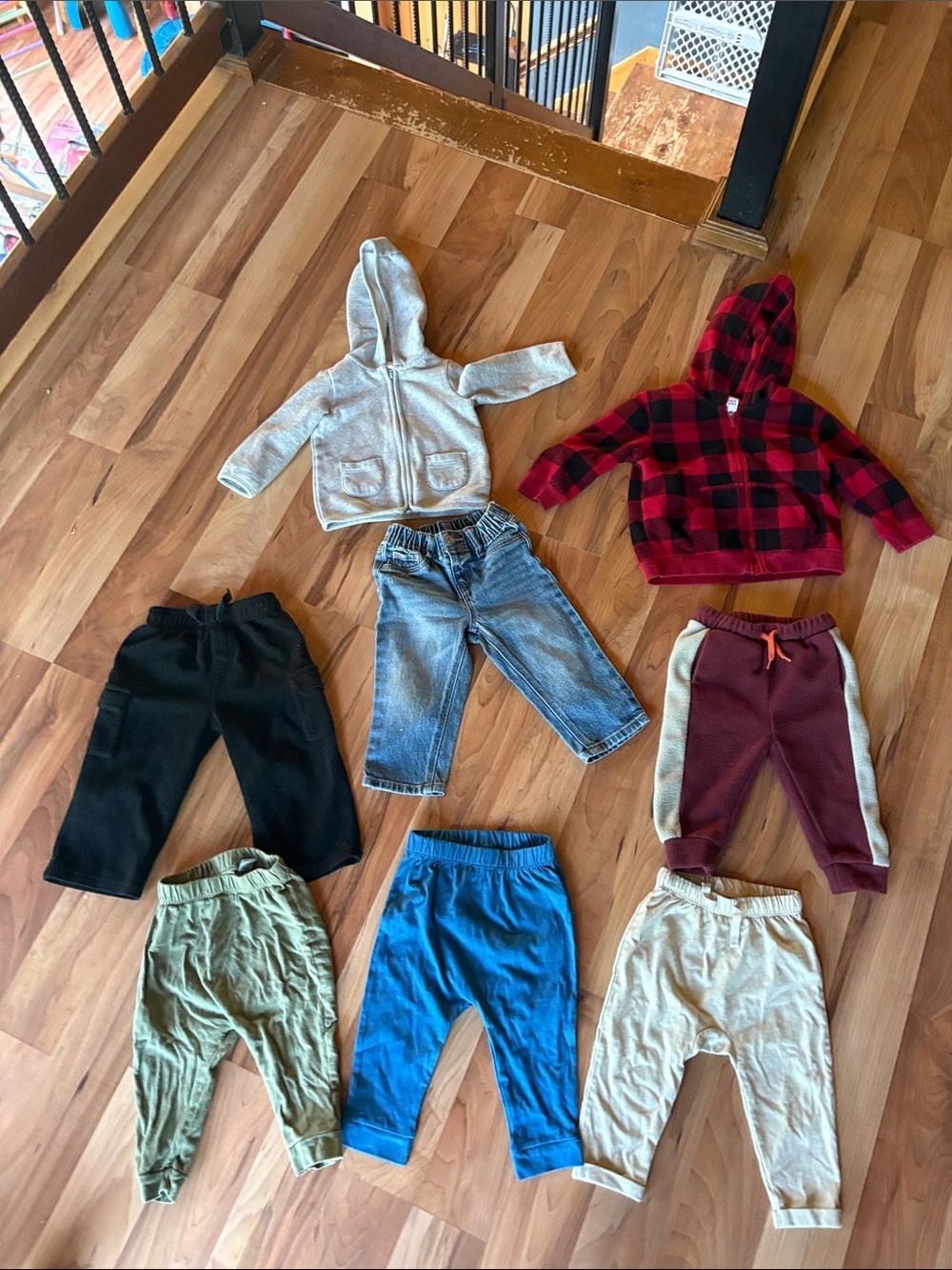 12-18m Clothing Bundle GUC 8 items